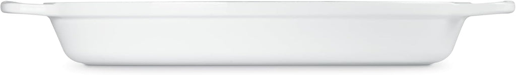 Le Creuset Enameled Cast Iron Signature Oval Baker, 3 qt., White