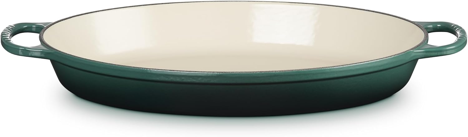 Le Creuset Enameled Cast Iron Signature Oval Baker, 3 qt., Artichaut