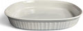 Corning Ware Oval Baker in the French White 2.5 Litter F-4-B