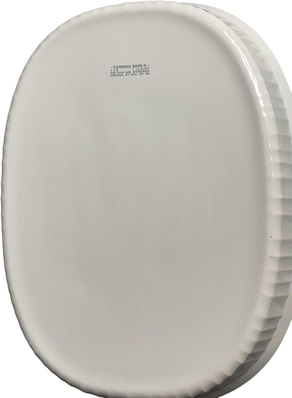 Corning Ware Oval Baker in the French White 2.5 Litter F-4-B