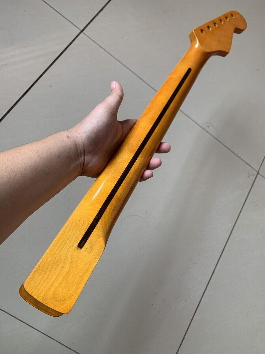 Left - handed yellow guitar neck 22 fret 25.5 'maple fingerboard gloss