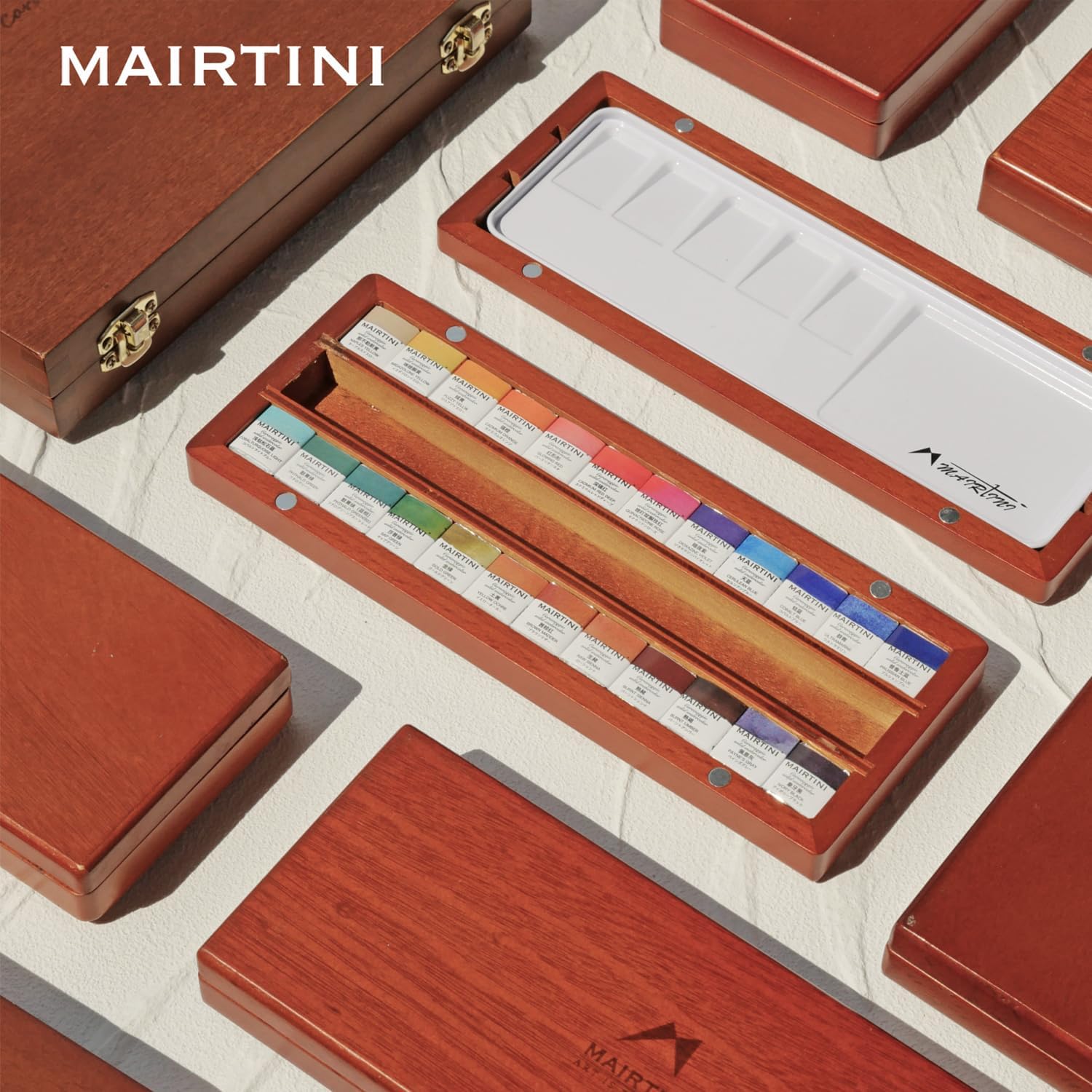 Mairtini Caravaggio series Professional Half Pan Watercolor Set 24 Colors with Wooden Case