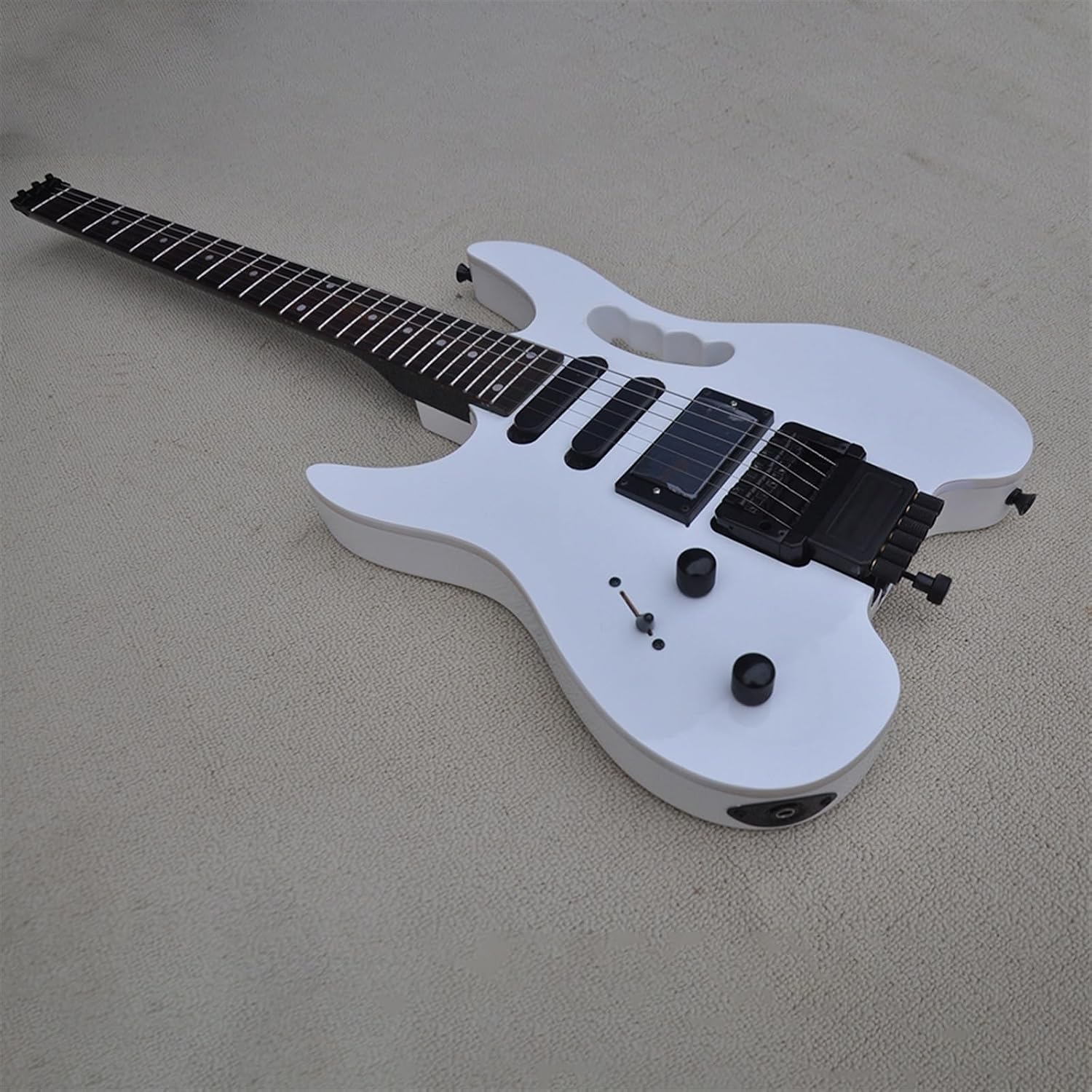 Left Handed White 39 Inches 24 Frets Headless Electric Guitar with Rosewood Fretboard Professional Headless Guitar