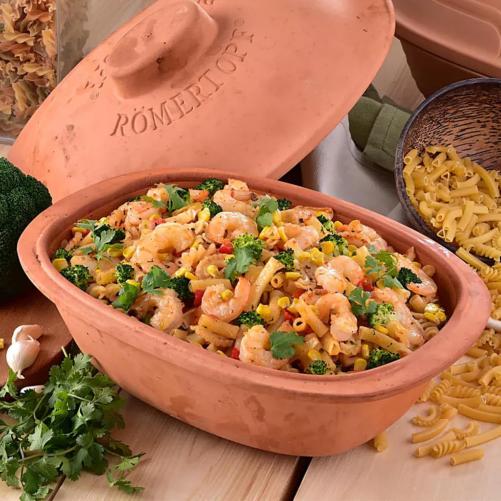 Romertopf Clay Roaster Trend | Non-Stick Dutch Oven | Healthy Pot Cooking | Clay Baker | Versatile Cooking Vessel - 4.7 Quarts (4.5 Liters) For Up To 6 People