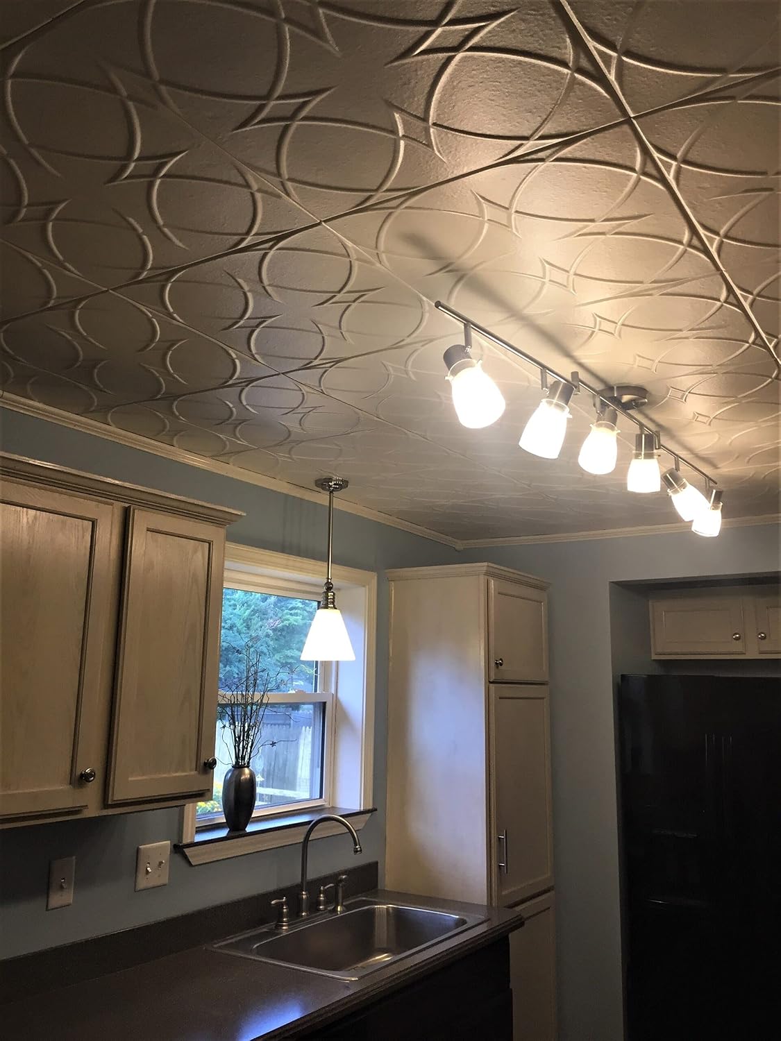 À LA MAISON CEILINGS R82 Circles and Stars Foam Glue-up Ceiling Tile (384 sq. ft./Case), Pack of 144, Plain White