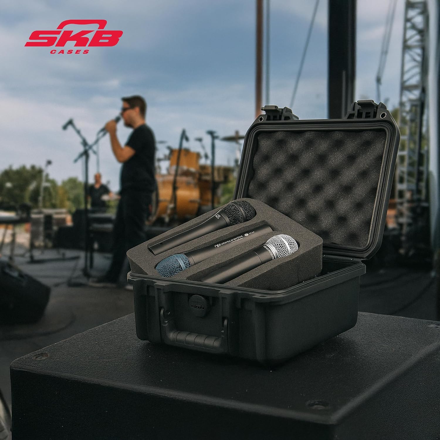 SKB 3I-0907-MC6 Injection-Molded Waterproof Case for Six Microphones - Black