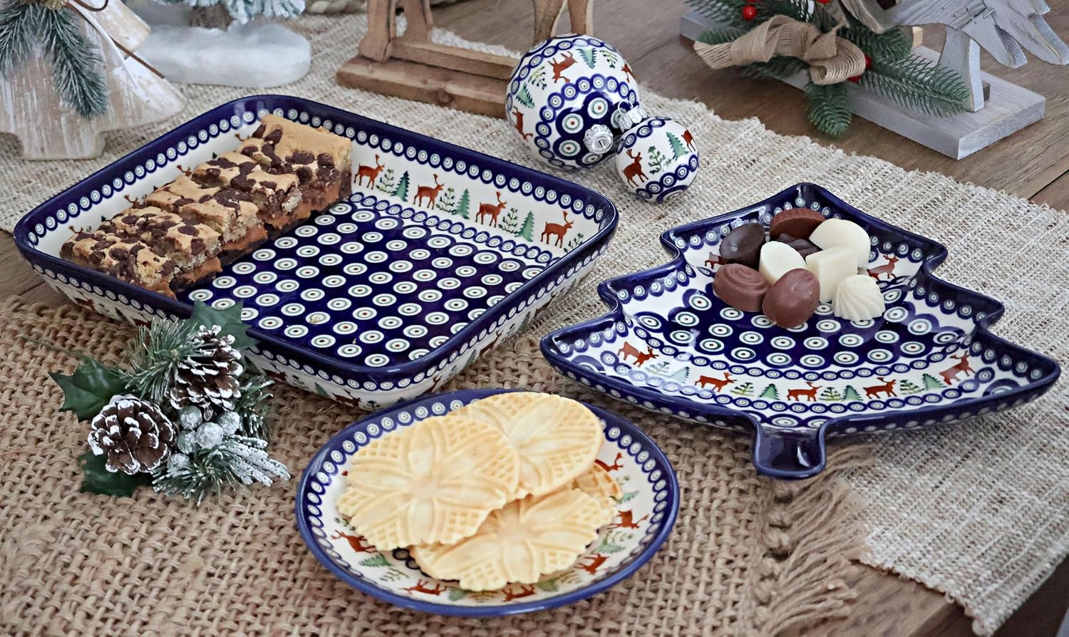 Blue Rose Polish Pottery - Blue Reindeer Pine Medium Rectangular Baker - 12' x 9.75' - Unique, Dishwasher Safe, & Durable Bakeware
